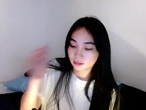 SweetLilly 18 online show from 4, 3, 2025