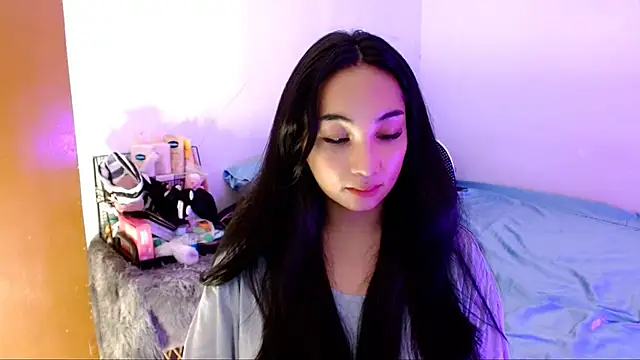 SweetLilly 18 online show from 15, 11, 2025