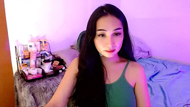 SweetLilly 18 online show from 24, 10, 2025