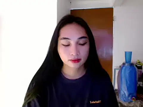 SweetLilly 18 online show from 23, 1, 2025