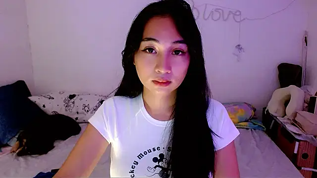 SweetLilly 18 online show from 12, 9, 2025