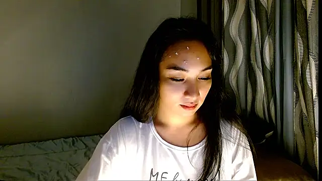 SweetLilly 18 online show from 12, 3, 2026