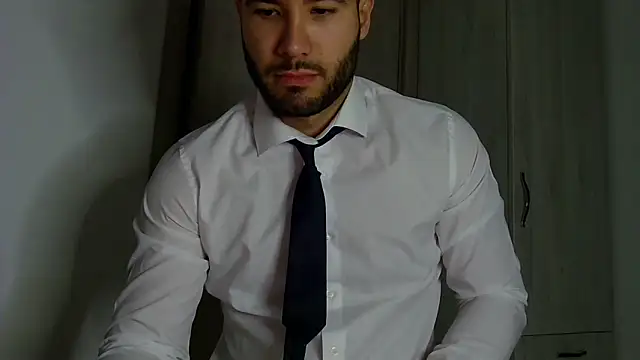 Snapshot of Justynn1 chatting on 9, 10, 2025 Justynn1 online show from 9, 10, 2025