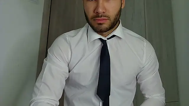Justynn1 online show from 12, 4, 2026
