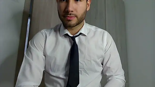 Snapshot of Justynn1 chatting on 11, 2, 2025 Justynn1 online show from 11, 2, 2025