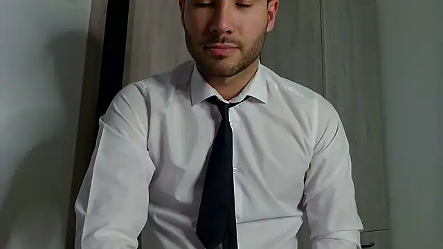 Snapshot of Justynn1 chatting on 28, 2, 2025 Justynn1 online show from 28, 2, 2025