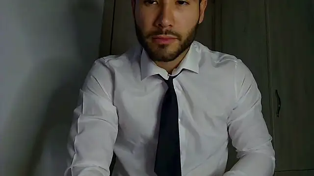 Snapshot of Justynn1 chatting on 30, 9, 2025 Justynn1 online show from 30, 9, 2025