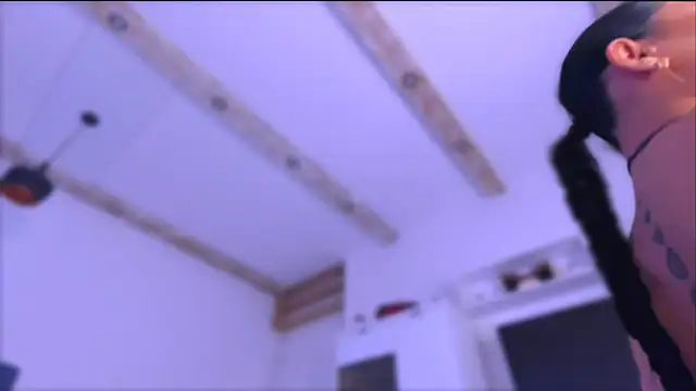 Snapshot of MoonaMuslim chatting on 9, 2, 2026 MoonaMuslim online show from 9, 2, 2026