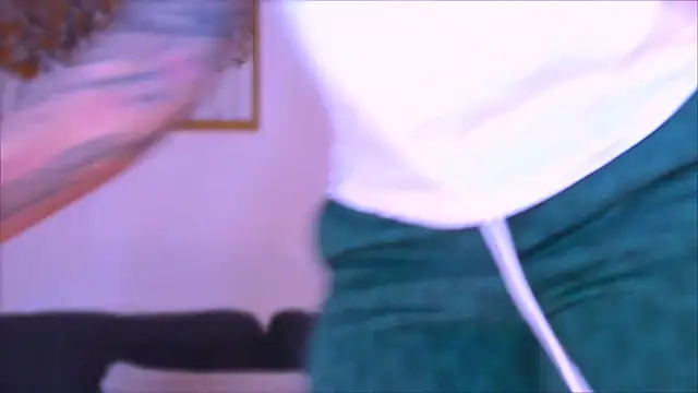 Snapshot of MoonaMuslim chatting on 28, 2, 2026 MoonaMuslim online show from 28, 2, 2026