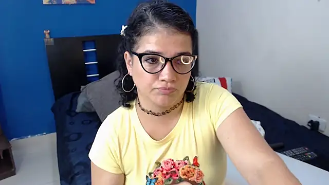 GlendaStarx online show from 29, 4, 2026