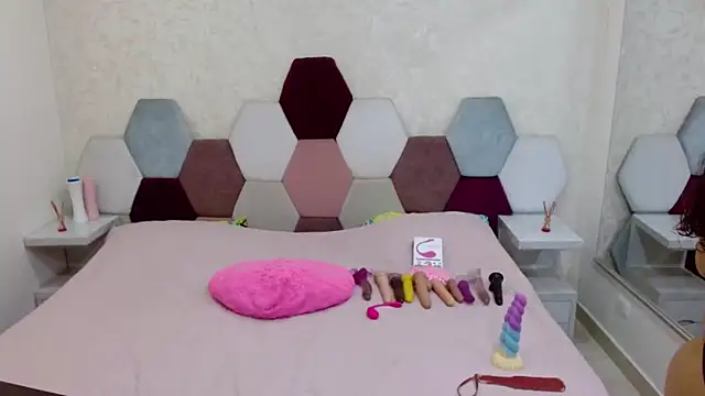 angel blue online show from 6, 10, 2025