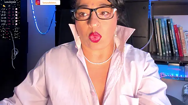 Snapshot of TamaraAniston chatting on 3, 3, 2025 TamaraAniston online show from 3, 3, 2025