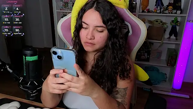 Snapshot of Sweet_sully__ chatting on 11, 11, 2025 Sweet sully online show from 11, 11, 2025