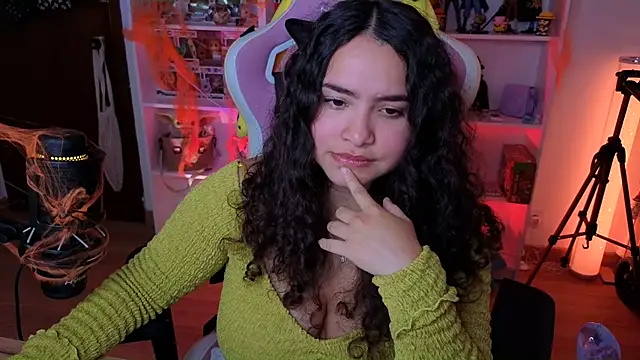 Snapshot of Sweet_sully__ chatting on 12, 10, 2025 Sweet sully online show from 12, 10, 2025