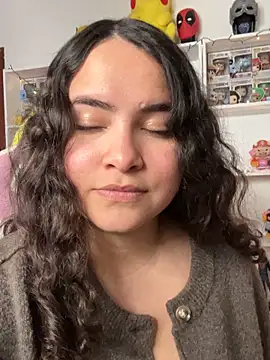 Snapshot of Sweet_sully__ chatting on 16, 12, 2025 Sweet sully online show from 16, 12, 2025