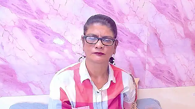 IndianAllure online show from 6, 11, 2025