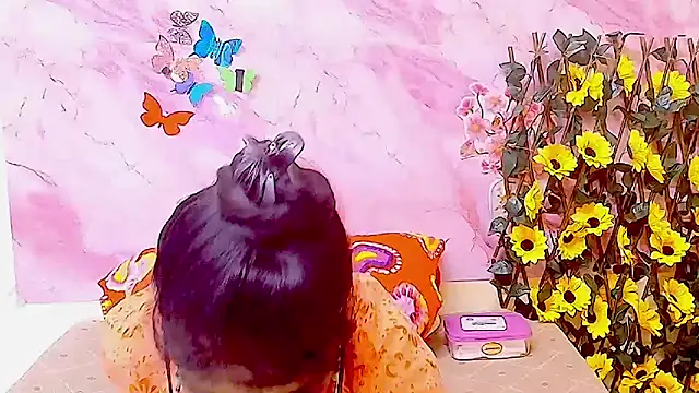 IndianAllure online show from 2, 12, 2025