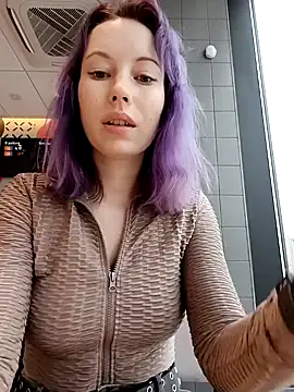 Frost foxy online show from 23, 2, 2025