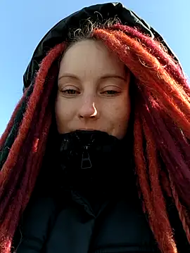 Frost foxy online show from 1, 10, 2025