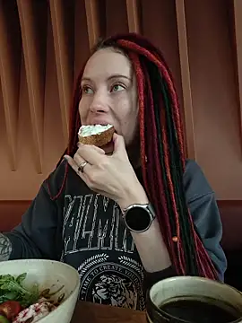 Frost foxy online show from 8, 11, 2025