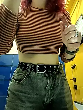 Frost foxy online show from 8, 3, 2025