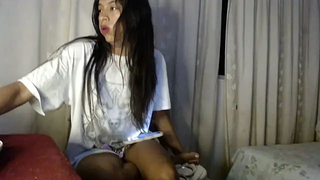 Snapshot of DAELAA chatting on 8, 6, 2026 DAELAA online show from 8, 6, 2026