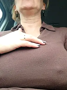 Elza01 online show from 5, 10, 2025