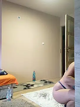 Elza01 online show from 9, 10, 2025