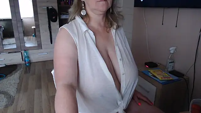 Elza01 online show from 14, 6, 2026