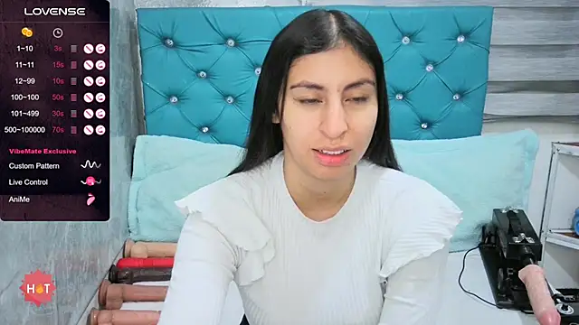 MAARYMOON online show from 3, 10, 2025