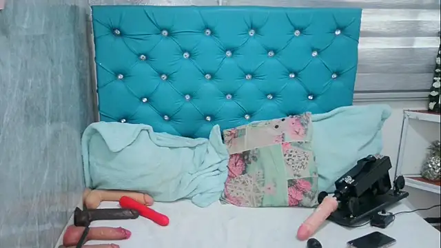 MAARYMOON online show from 18, 3, 2025