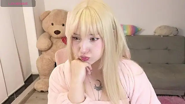 KuroChan420 online show from 4, 6, 2026
