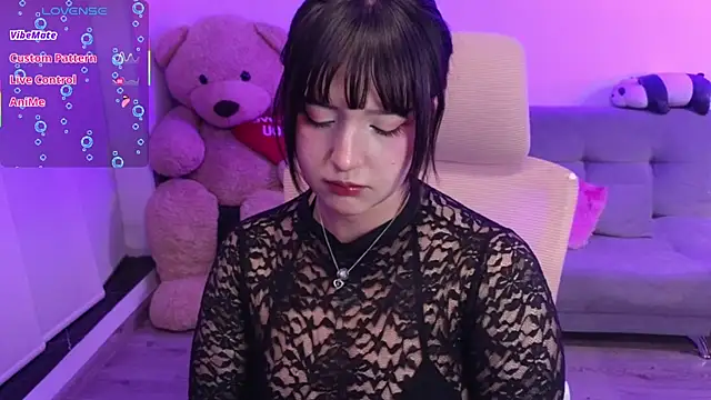 Snapshot of KuroChan420 chatting on 15, 7, 2026 KuroChan420 online show from 15, 7, 2026