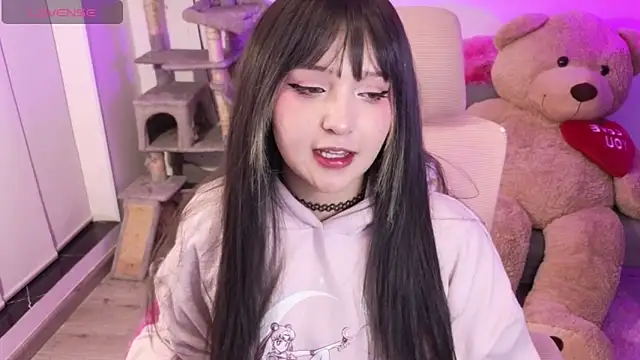 Snapshot of KuroChan420 chatting on 19, 2, 2026 KuroChan420 online show from 19, 2, 2026