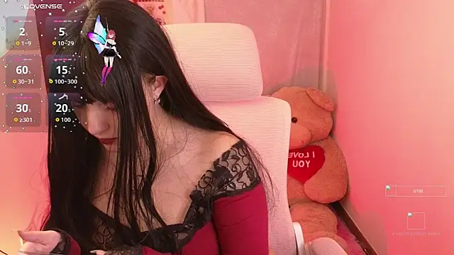 KuroChan420 online show from 10, 10, 2025