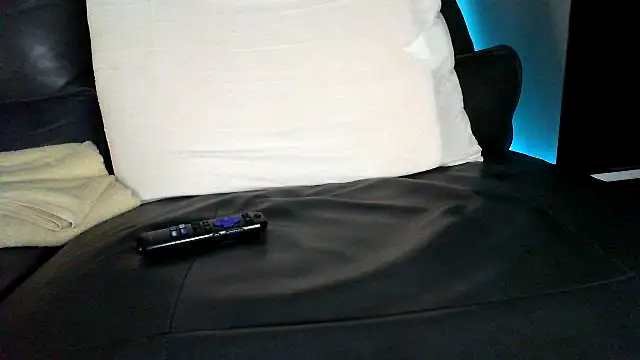 Snapshot of eurodiznee chatting on 1, 5, 2026 eurodiznee online show from 1, 5, 2026