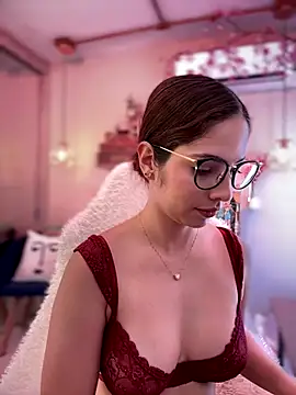 Zoe Bae online show from 14, 9, 2025