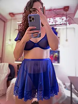 Zoe Bae online show from 4, 8, 2026