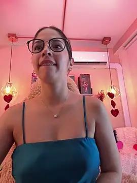 Zoe Bae online show from 19, 2, 2025