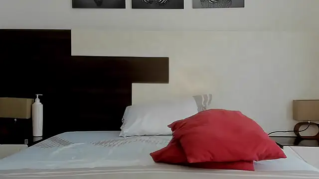 SexyCaitlynHot online show from 5, 3, 2026