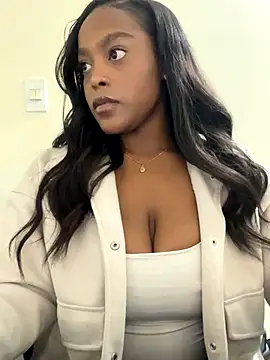 Emma jonness online show from 5, 11, 2025