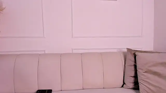 Emma jonness online show from 5, 2, 2025