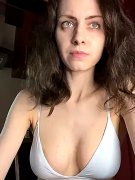 Snapshot of MissAnuta chatting on 15, 11, 2025 MissAnuta online show from 15, 11, 2025