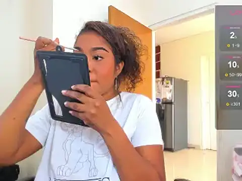 ebonnylatinx online show from 10, 3, 2025