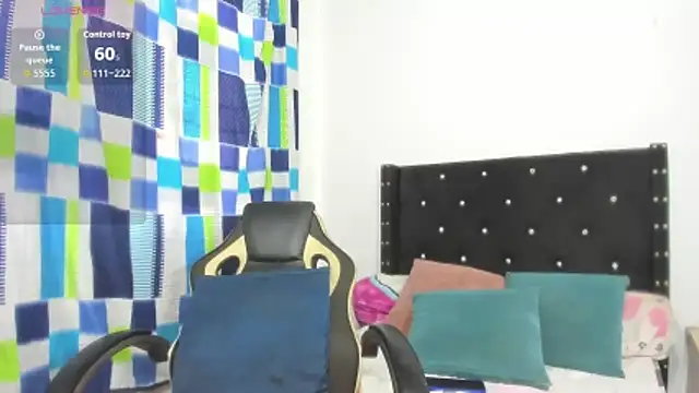 Snapshot of ebonnylatinx chatting on 4, 4, 2026 ebonnylatinx online show from 4, 4, 2026