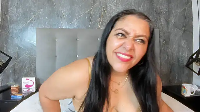 SexxyPamela online show from 13, 4, 2026