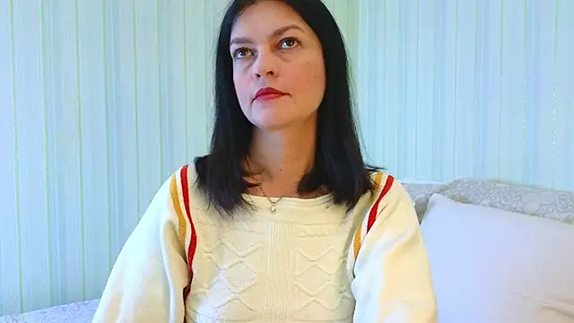  Lily  online show from 3, 12, 2025