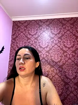 Snapshot of juliana_diaz chatting on 3, 11, 2025 juliana diaz online show from 3, 11, 2025