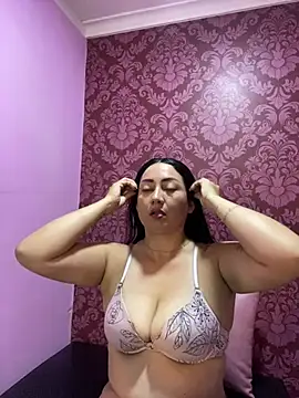 juliana diaz online show from 30, 4, 2026
