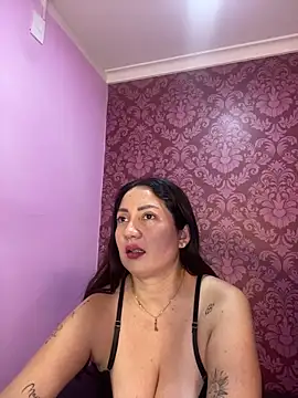 juliana diaz online show from 4, 12, 2025